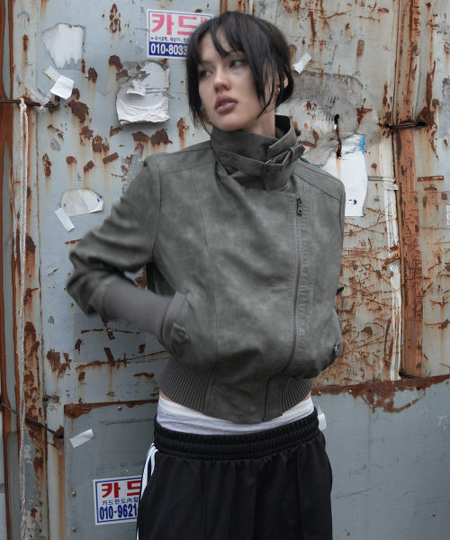 HIGH-NECK RIBBED LEATHER JACKET (LIGHT GRAY) F26ZA506