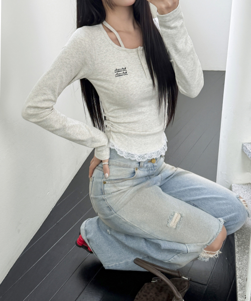 LACE CONTRAST HALTERNECK T-SHIRT [OATMEAL]