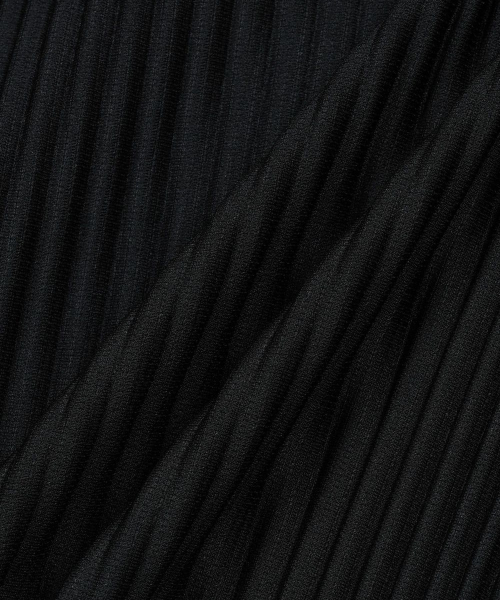 Yoyogi Pleats Crew Neck T-Shirt (Black) TNTS6F104BK