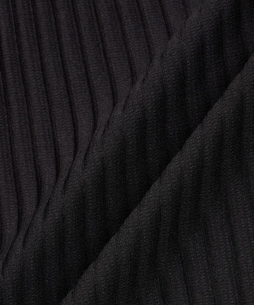 Yoyogi Pleats Collared T-Shirt (Black) TNTS6F103BK