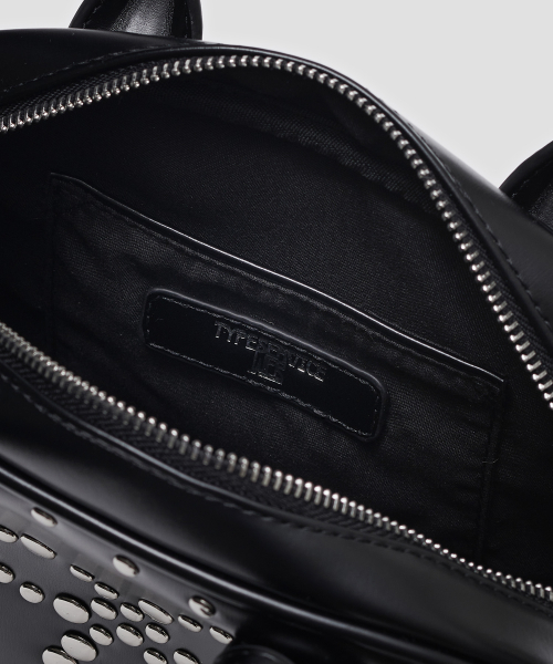 Ribbon Rivet Shoulder Bag [Black]