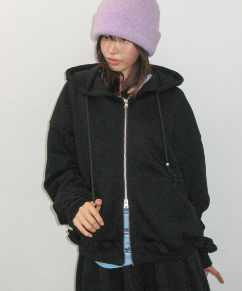 BUTTON RIBBON HOODIE ZIP UP BLACK