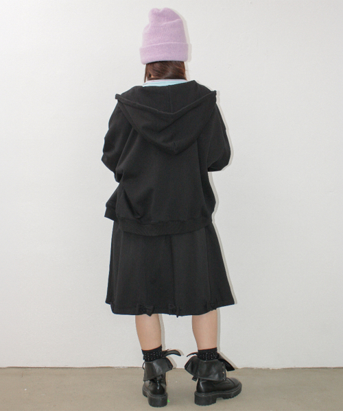BUTTON RIBBON HOODIE ZIP UP BLACK