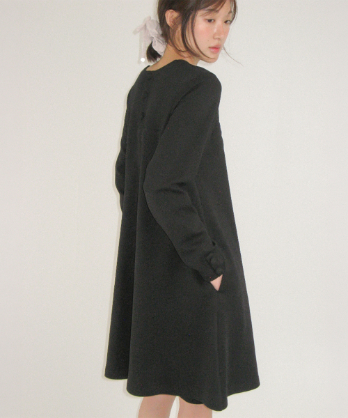 REVERSIBLE RIBBON DRESS BLACK