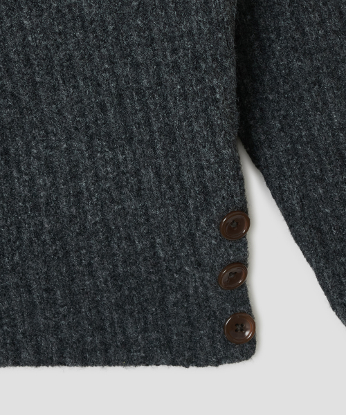 Button Off Shoulder Knit [Charcoal]