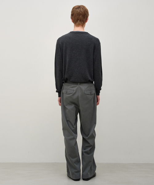 DoubleLayered V Neck Knit CHARCOAL