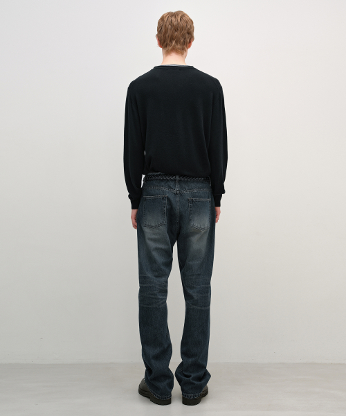 DoubleLayered V Neck Knit BLACK
