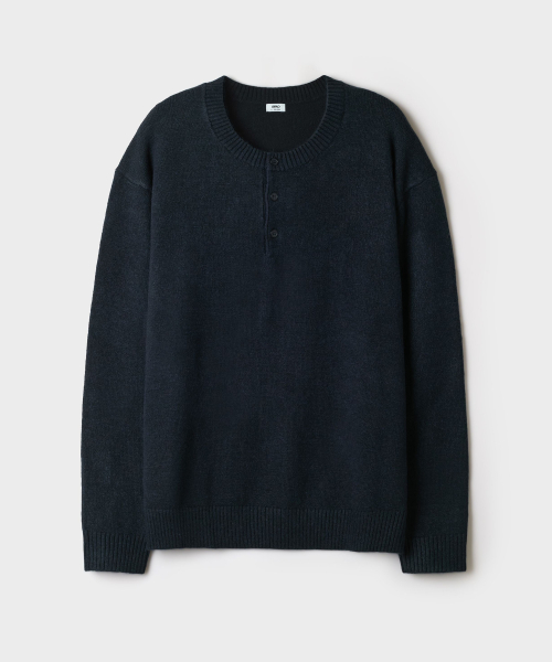 [SOFT YARN] Fuzzy Henley Neck Sweater_SPKWG4TC03