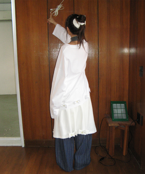 BUTTON RIBBON LONG SLEEVE WHITE
