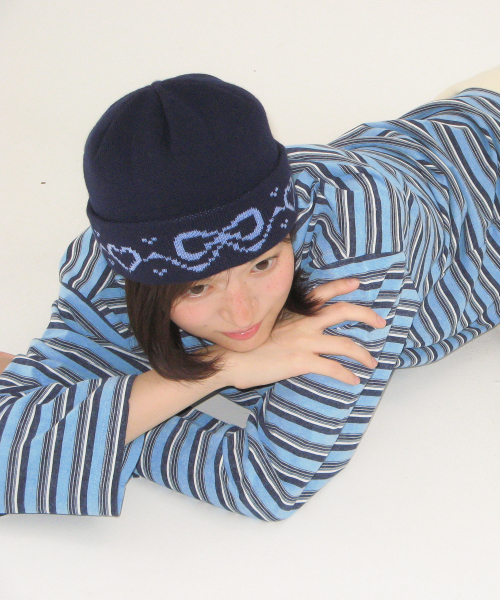 STRIPE LETTERING LONG SLEEVE NAVY