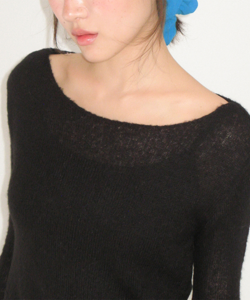 SHEER WAVY BOAT NECK KNIT BLACK