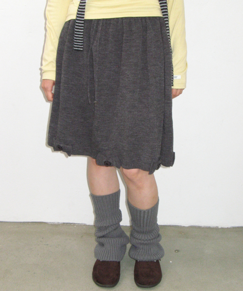 BUTTON RIBBON KNIT SKIRT CHARCOAL