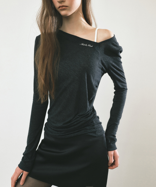 ASYMMETRY DRAPE SHIRRING TOP_BLACK