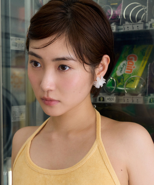 flower pop earring - white