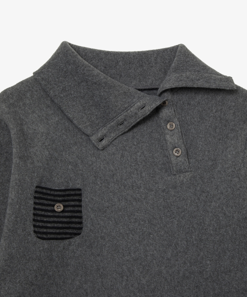 SLEEVE BLOCK HIGH NECK TEE [CHARCOAL]
