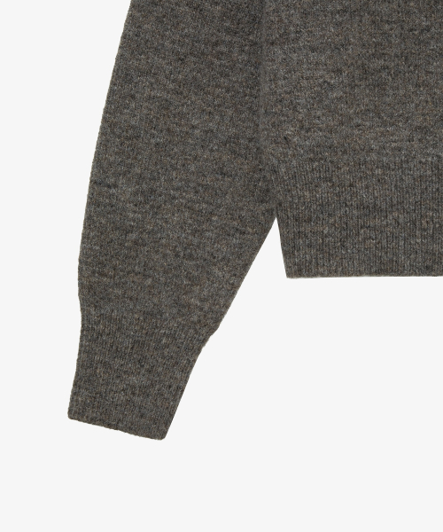SYMBOL V NECK KNIT [MELANGE BROWN]