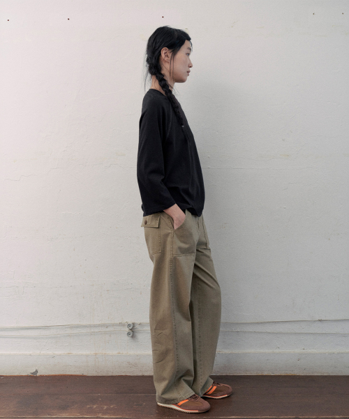 kitcher raglan t-shirt (black)