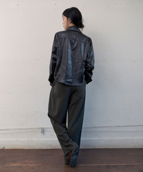 haily leather shirt (black)