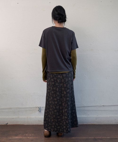 new saru flower skirt (black)