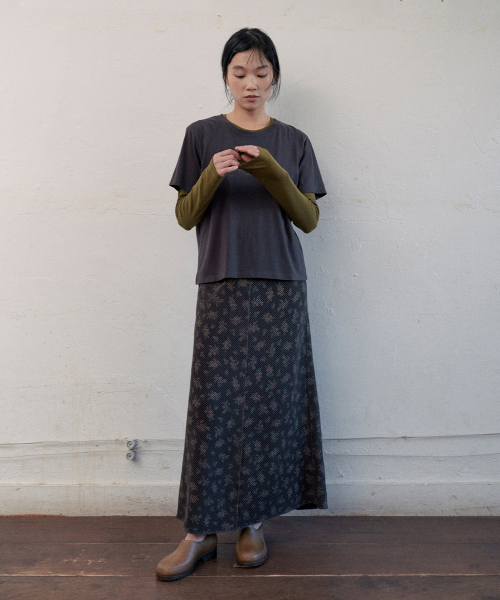 new saru flower skirt (black)