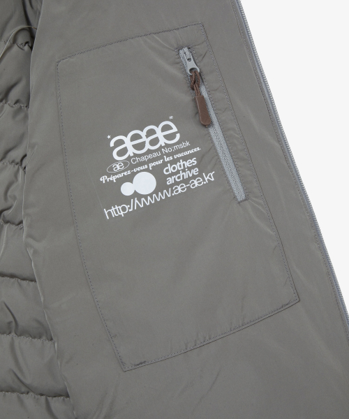 SYMBOL LIGHT DOWN JACKET [BROWN]