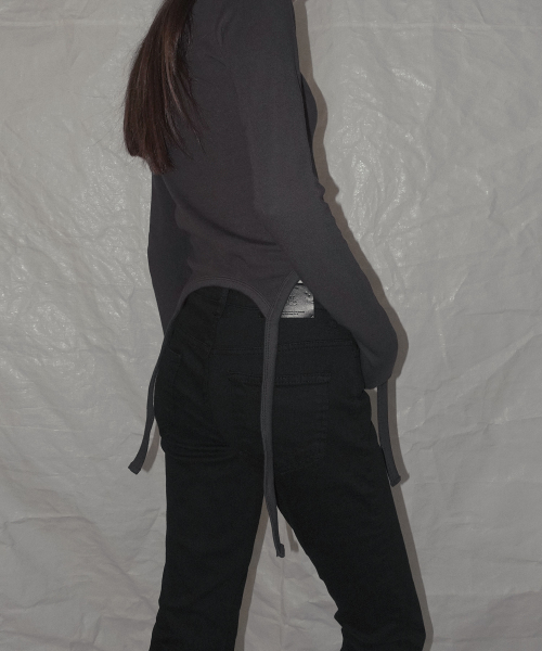 TAZE Basic Slit 3/4 Capri Pants_Black
