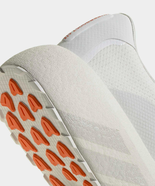 HYPERBOOST GTX M CRYWHT/ORBGRY/ORANGE
