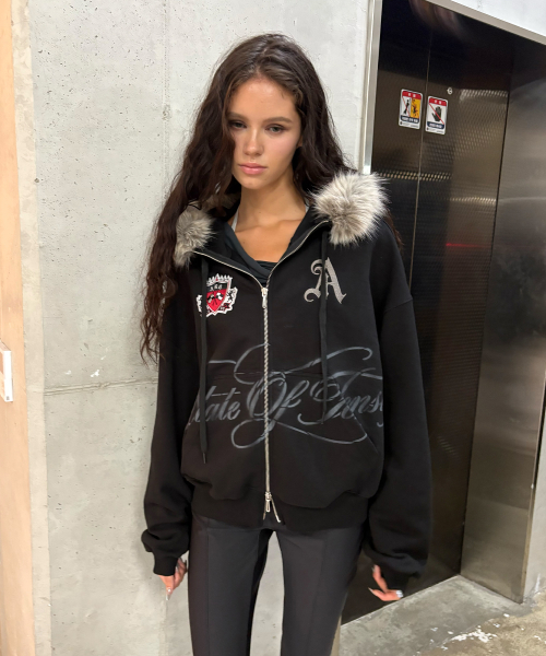 VARSITY ZIP HOODIE (BLACK)