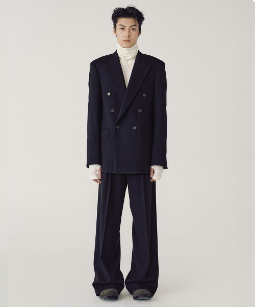 VANTAGE BLAZER (BLACK)