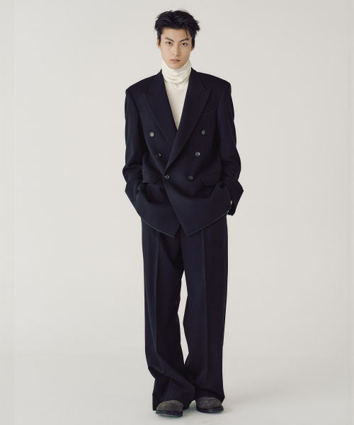 VANTAGE BLAZER (BLACK)