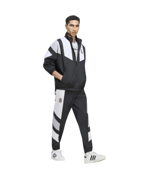 JUVE EQT TT BLACK