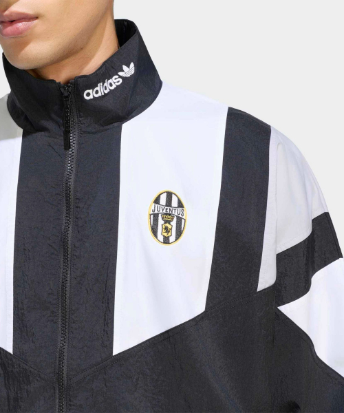 JUVE EQT TT BLACK