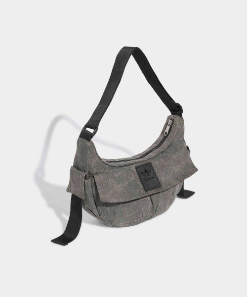 MOON BAG BLACK
