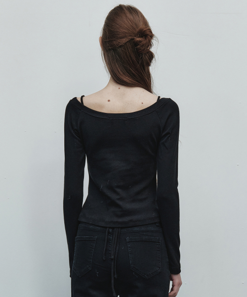 OFF SHOULDER LONG SLEEVE TOP_BLACK