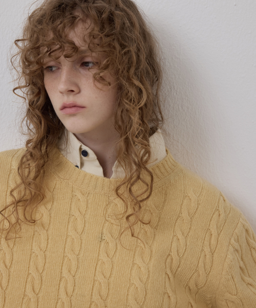 CORSET CUFF CABLE KNIT YELLOW