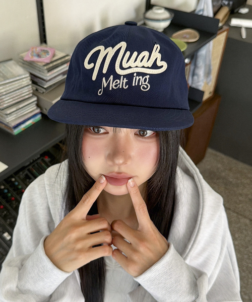 LETTERING MUAH SNAPBACK [NAVY]