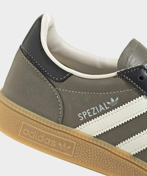 HANDBALL SPEZIAL BRANCH/CREWHT/CBLACK
