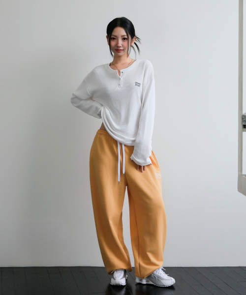PATCH POCKET WIDE BANDING PANTS [YELLOW]