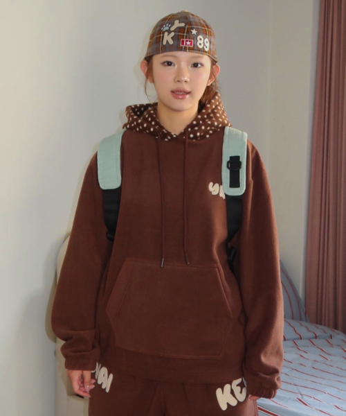 도트 블록 패치 플리스 후드 브라운