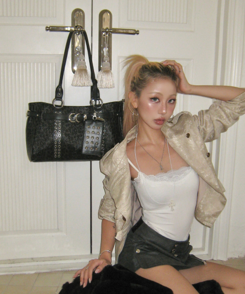 CRAVE 크레이브_ Leopard Black
