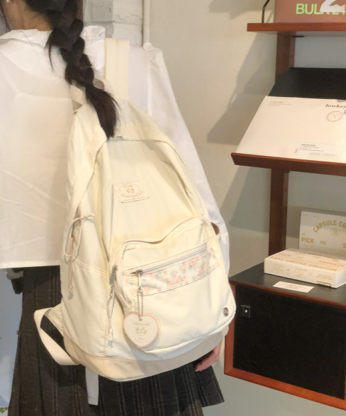 Bon voyage backpack_flora