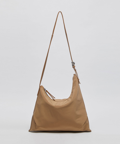 Luv luna bag(Nylon camel)_OVBAX26109MUD