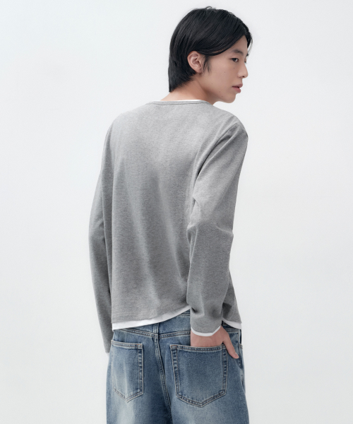레이어드 헴 헨리 넥 크롭 긴소매 티셔츠 [미디엄 그레이]