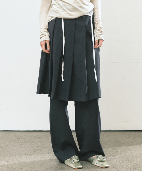 PLEATED LAYERED SKIRT PANTS_CHARCOAL