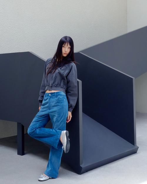 WOMAN CORDUROY BOOTS CUT PANTS