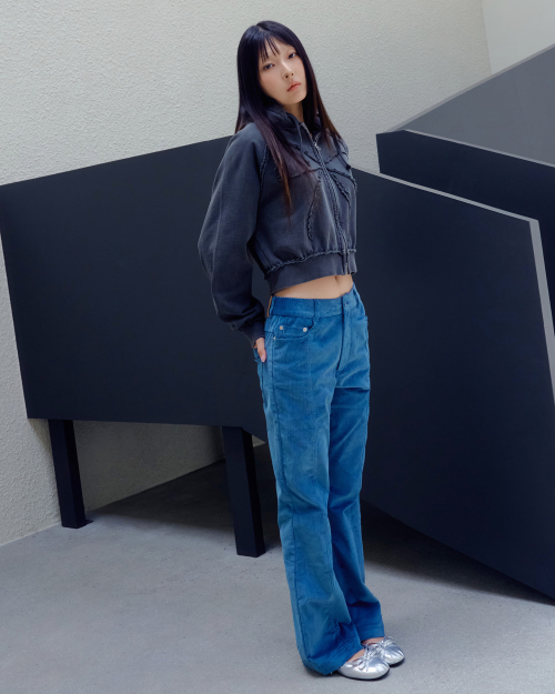 WOMAN CORDUROY BOOTS CUT PANTS