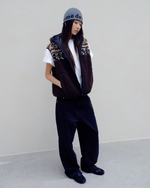 WOMAN FLEECE HOODIE VEST