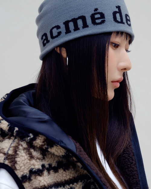 WOMAN FLEECE HOODIE VEST