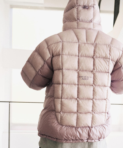 LIGHTWEIGHT DUCK DOWN JACKET