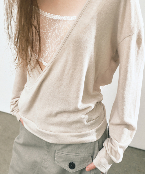 DEEP WRAP V-NECK LONG SLEEVE TOP_BEIGE